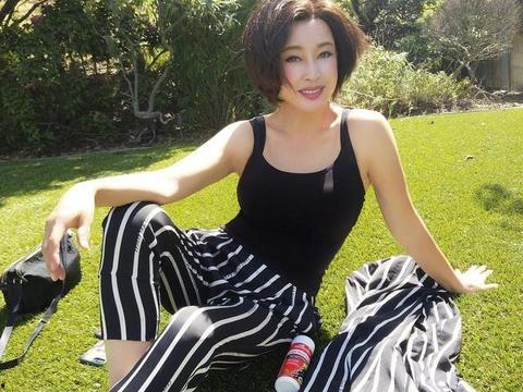 刘晓庆最近照片大全,岁月流转，风华依旧